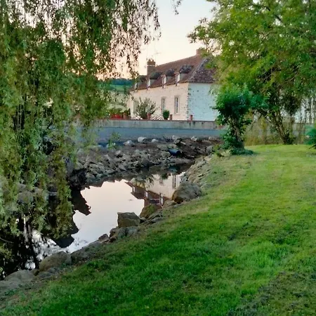 度假居 Gite & Chambre D'hotes Du Moulin 布吕隆