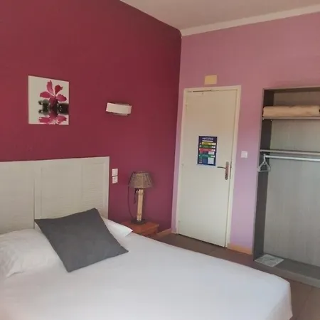 Semesterbostad Gite & Chambre D'hotes Du Moulin Brûlon