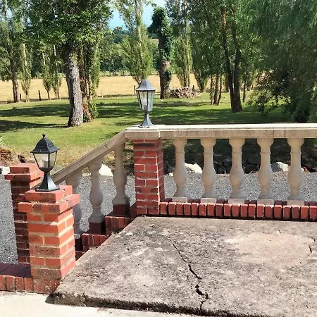 Gite & Chambre D'hotes Du Moulin 布吕隆